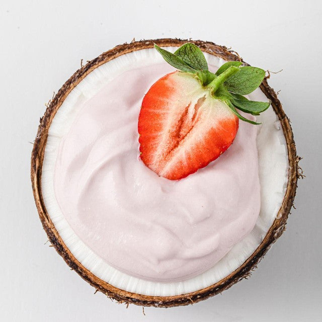 COCOS Organic Strawberry Coconut Yoghurt 400g - British product