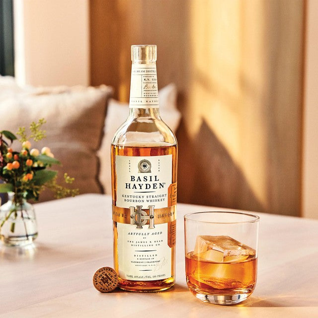 Basil Hayden Kentucky Straight Small Batch Bourbon Whiskey 70cl - British product