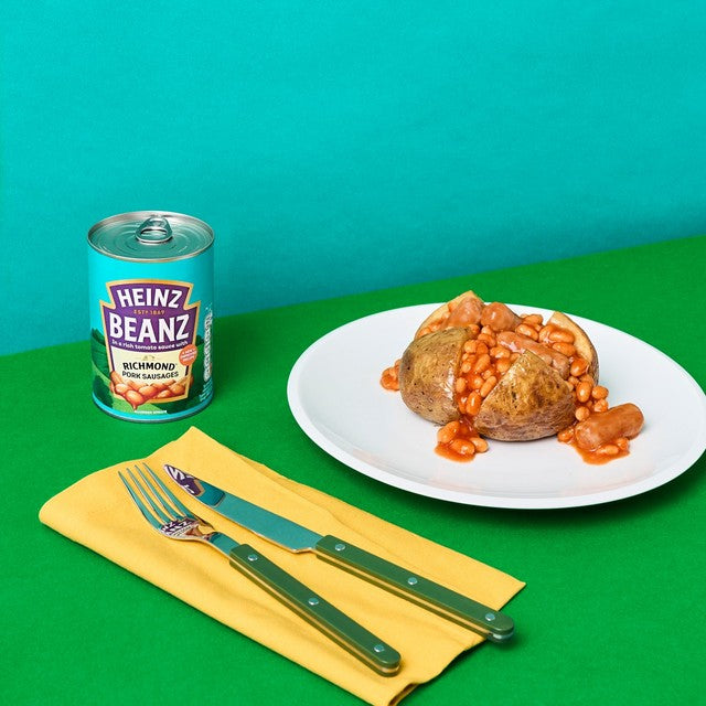 Heinz baked beans with Richmond sausages 415g, UK version