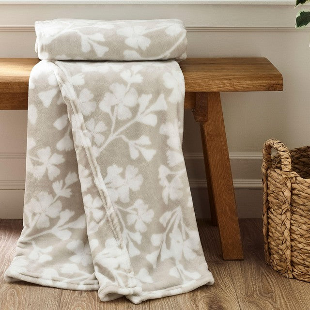 Catherine Lansfield floral throw 200x240cm - British product