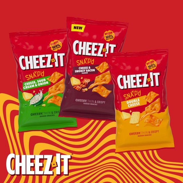 Cheez-it baked snacks cheese and sour cream flavour 150g - British product