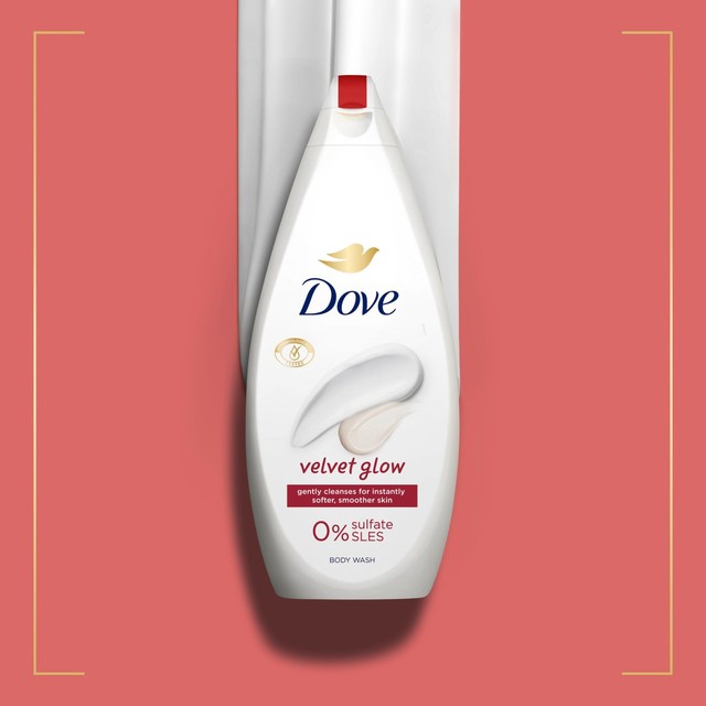 Dove Velvet Glow body wash 450ml - British product