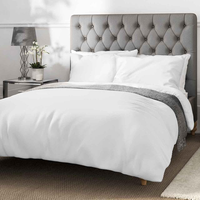 M&S duvet cover white Super King size, imported from the UK