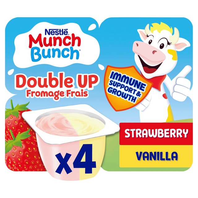 Munch Bunch fromage frais strawberry and vanilla 4 x 85g pots, imported from the UK