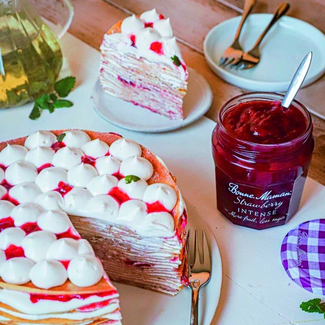 Bonne Maman Strawberry Intense jam 335g - British product