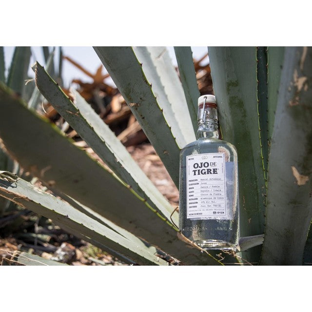 Ojo De Tigre Mezcal 70cl, imported from the UK