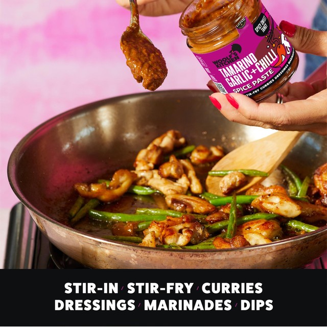 Woolf's Kitchen tamarind, garlic and chilli spice paste 190g (British brand)