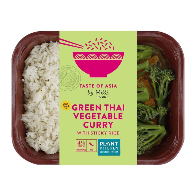 M&S Green Thai Vegan Curry & Rice ready meal 400g, imported from the UK