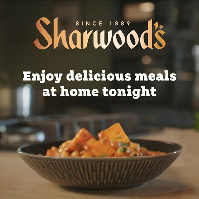 Sharwood's Tikka Masala curry sauce 420g (British brand)