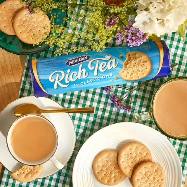 McVitie's Rich Tea Classic Biscuits 300g, imported from the UK