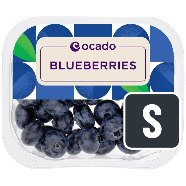 Ocado blueberries 150g, imported from the UK