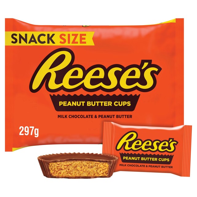 Reese's Cups Snack Size Bag 297g, imported from the UK