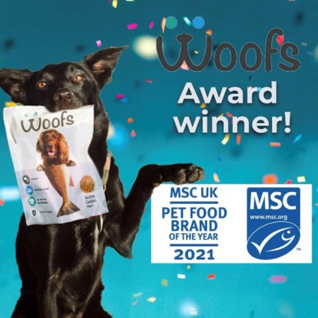 Woofs cod crunchers dog treats 100g (British brand)