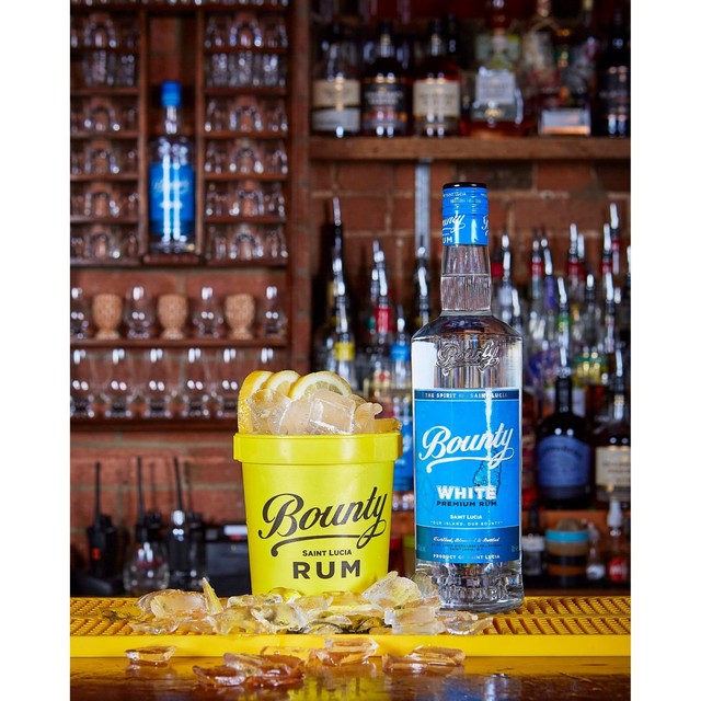 Bounty White Rum alcoholic spirit 70cl - British product