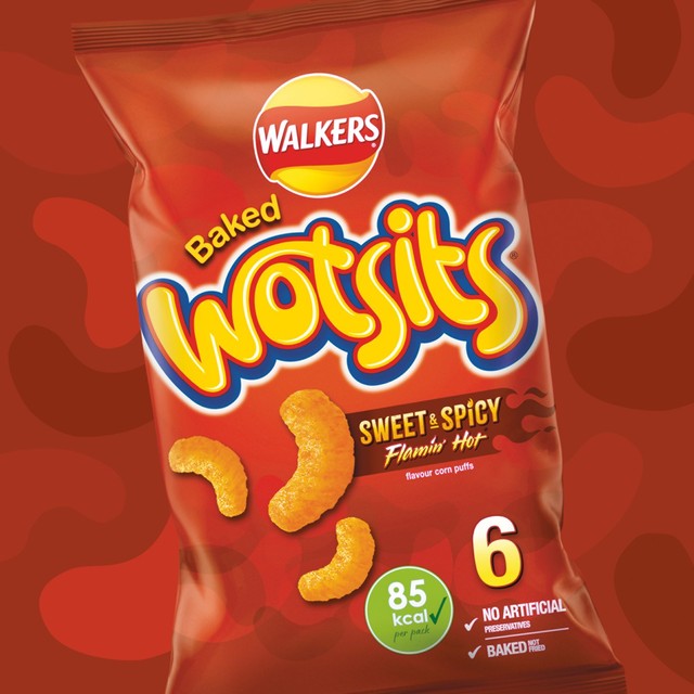 Wotsits Sweet & Spicy corn puffs multipack 6x16g (British brand)