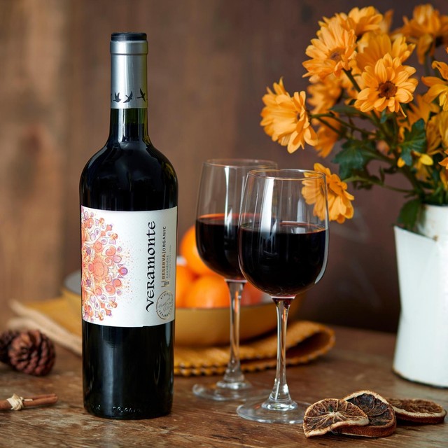 Veramonte Organic Carmenere Colchagua red wine 75cl (British brand)