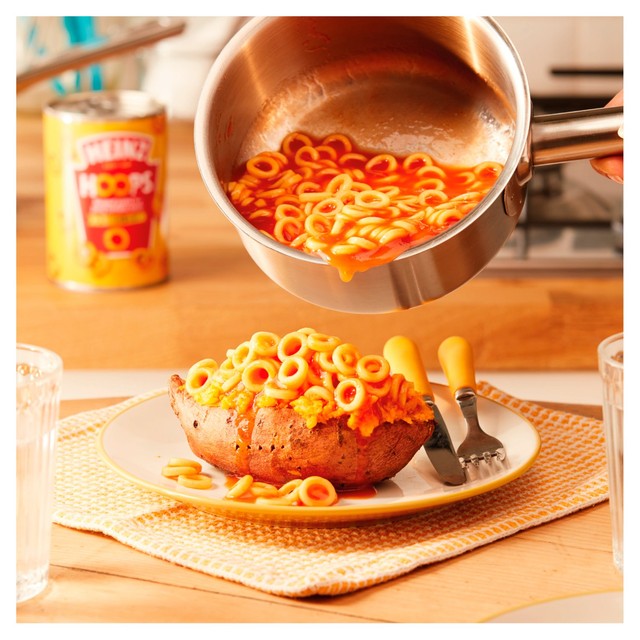 Heinz Spaghetti Hoops tomato sauce pasta 400g, UK version