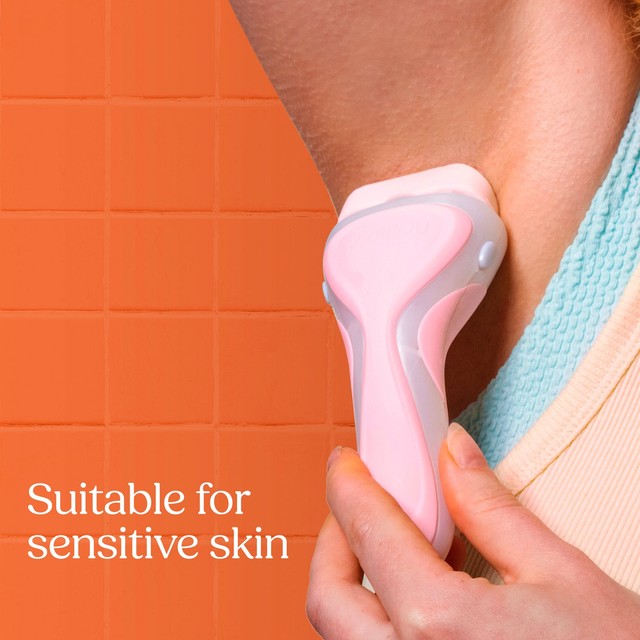 Wilkinson Sword Intuition 2in1 Ultra Moisture Women's Razor XXL Pack (British brand)