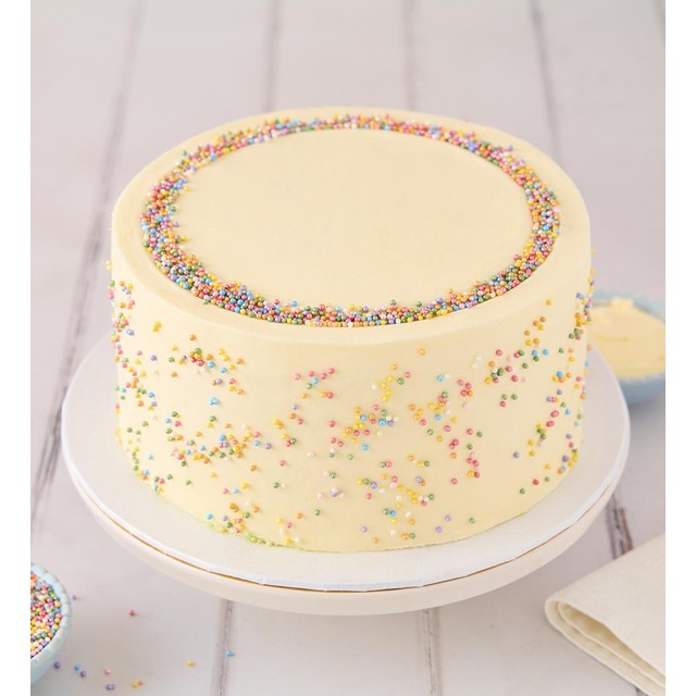 Lola's Cupcakes Vanilla Layer Cake serves 8, UK version