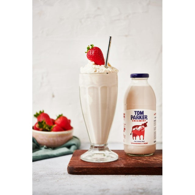 Tom Parker strawberries & cream flavoured milk 500ml (British brand)