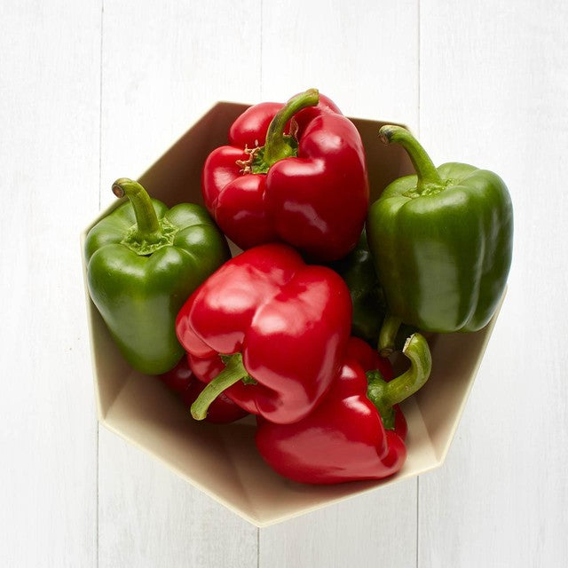 Ocado Vegetable Mixed Bell Peppers 800g, imported from the UK