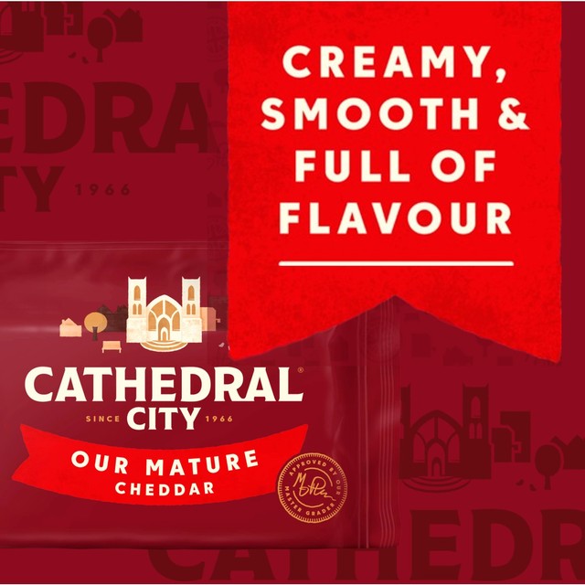 Cathedral City mature cheddar cheese 550g - British product