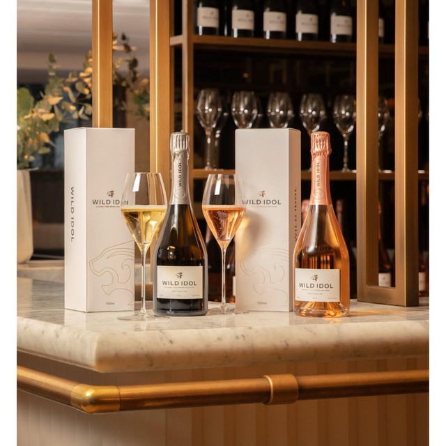 Wild Idol alcohol-free sparkling white wine 75cl (British brand)