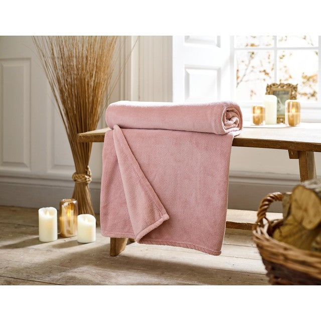 Deyongs Snuggle Touch Throw, Pink
