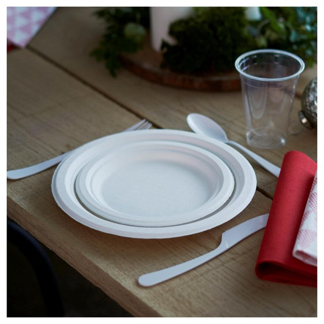 Duni bagasse party plates 18cm - British product