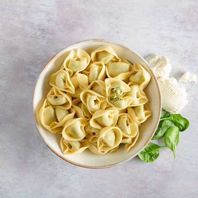 Dell'Ugo spinach and ricotta tortelloni 300g - British product