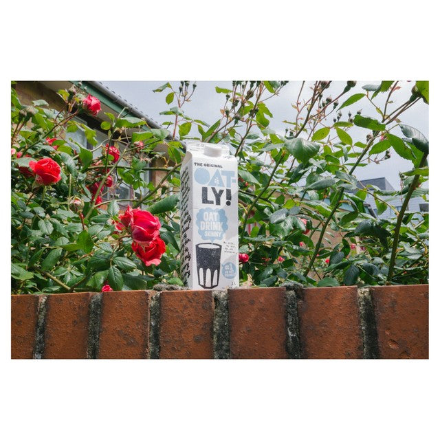 Oatly Oat Drink Skinny 1L, imported from the UK