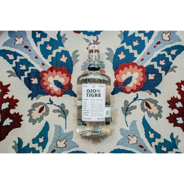 Ojo De Tigre Mezcal 70cl, imported from the UK