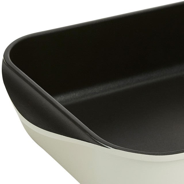 M&S cast aluminium roaster ivory 34cm, imported from the UK