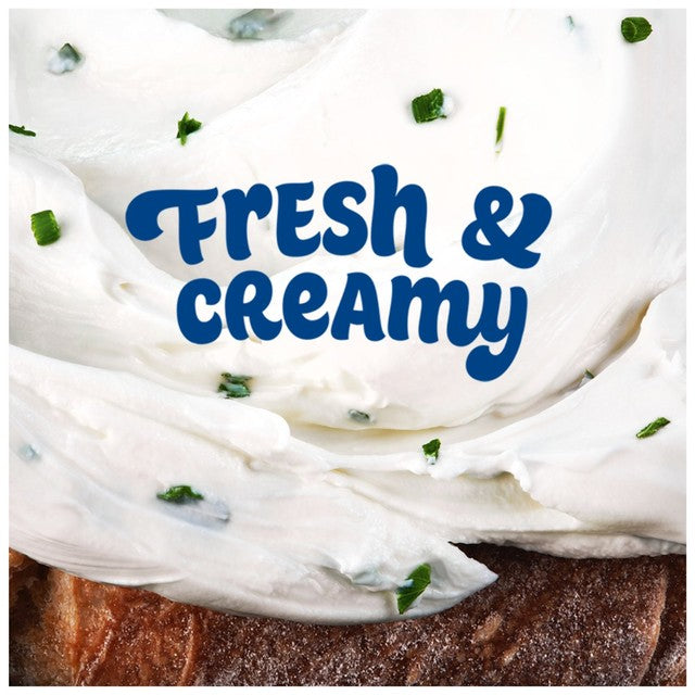 Philadelphia chives cream cheese 165g, imported from the UK