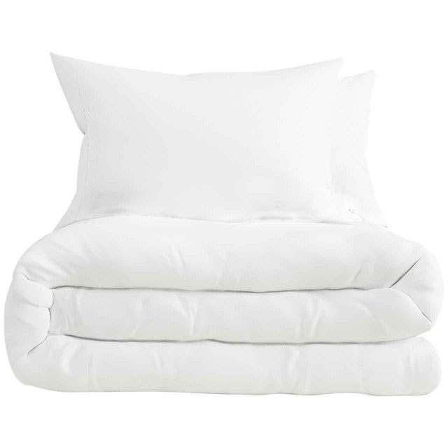 M&S bedding set white king size, imported from the UK