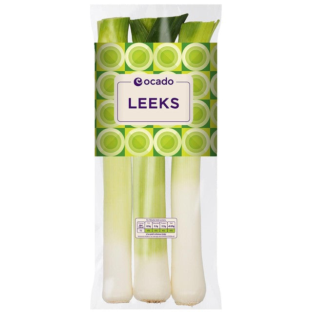 Ocado British leeks 500g, imported from the UK