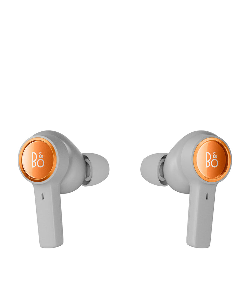 Bang & Olufsen wireless earbuds with noise cancelling and microphone - British product