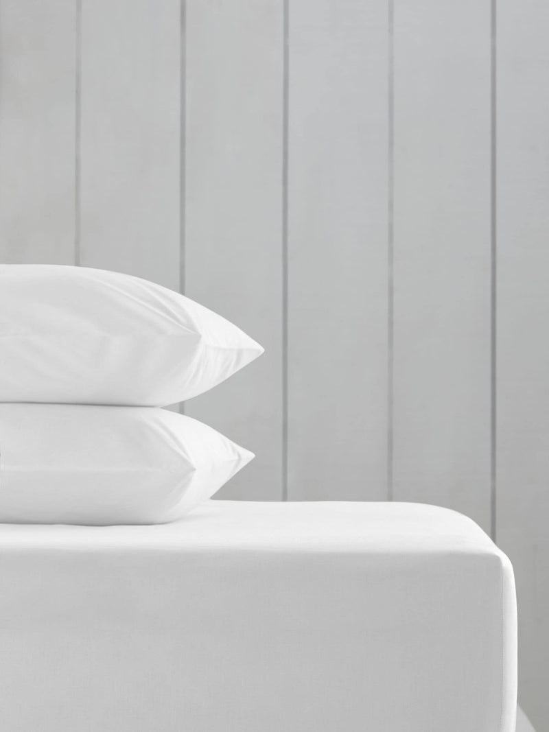 White cotton rich deep fitted bed sheet (British brand)