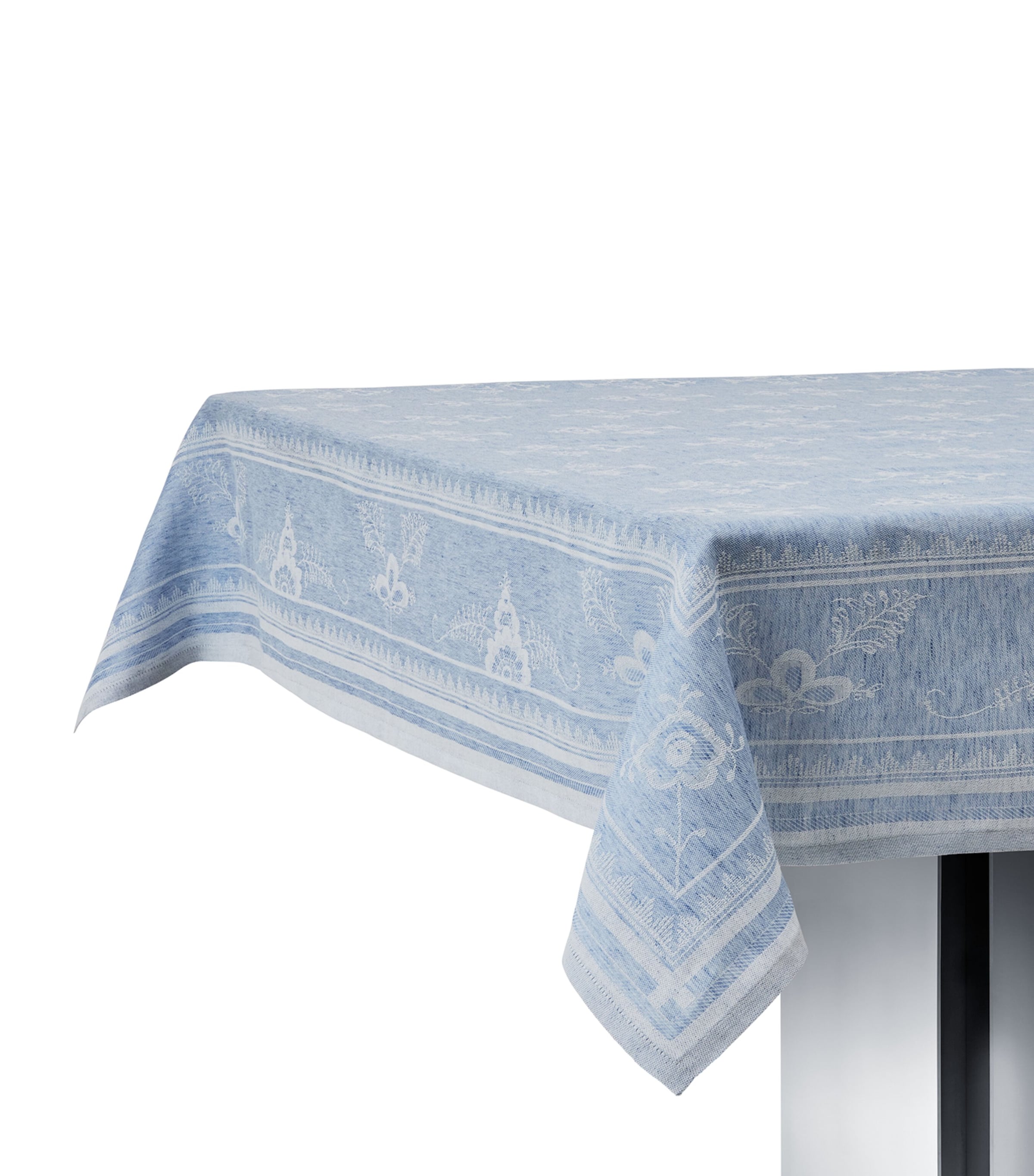 Royal Copenhagen Jacquard Heritage tablecloth 145cm x 320cm, imported from the UK
