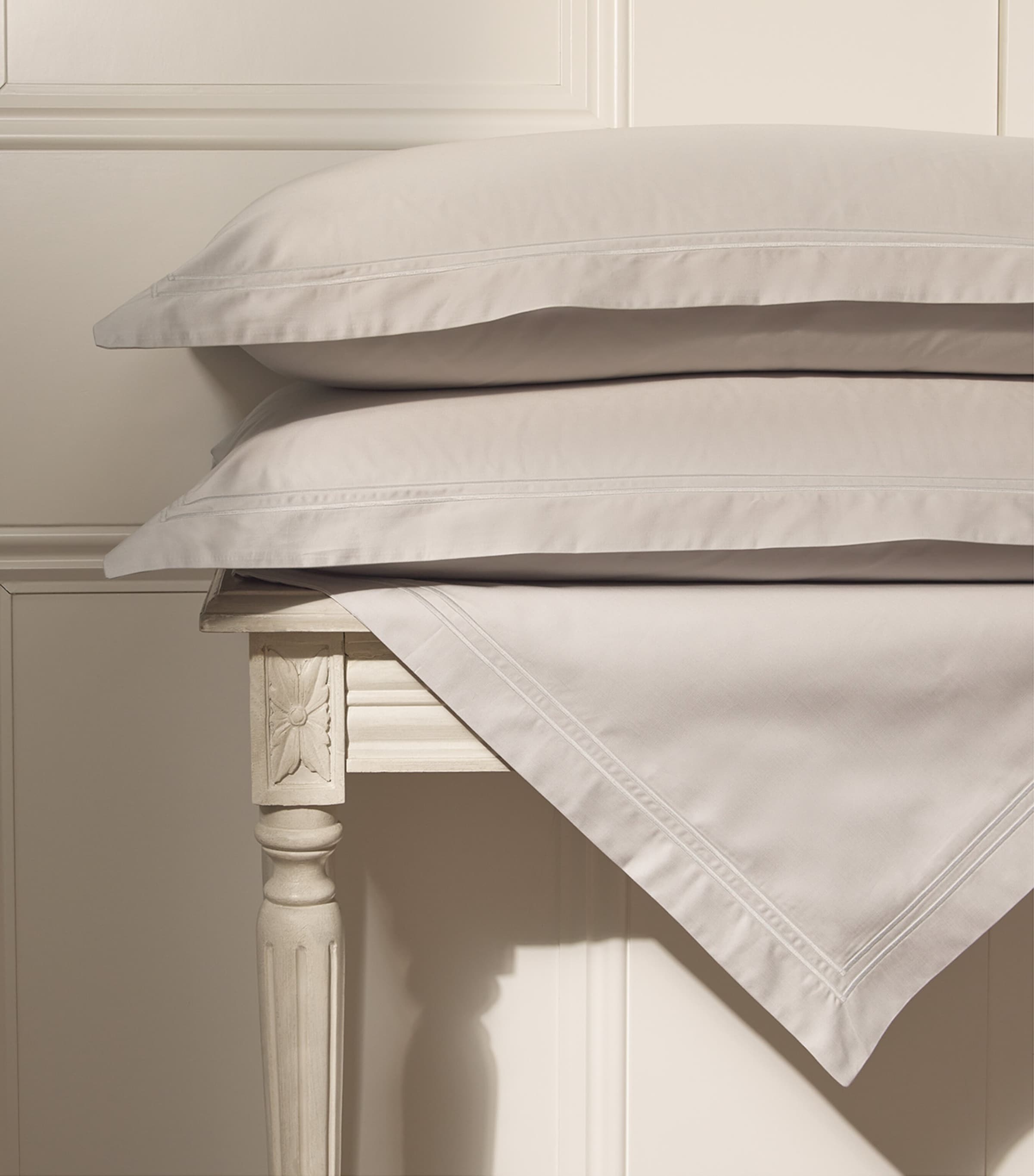 Harrods Brompton II Super King Flat Sheet 270cm x 300cm, UK version