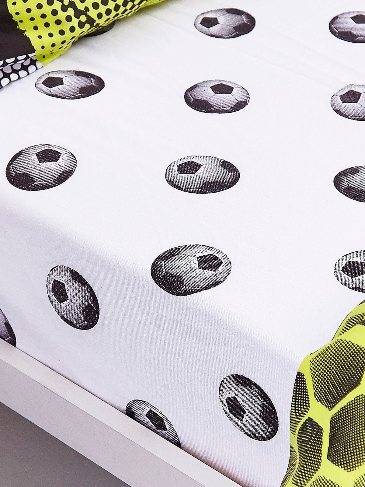 Catherine Lansfield football fitted sheet - British product