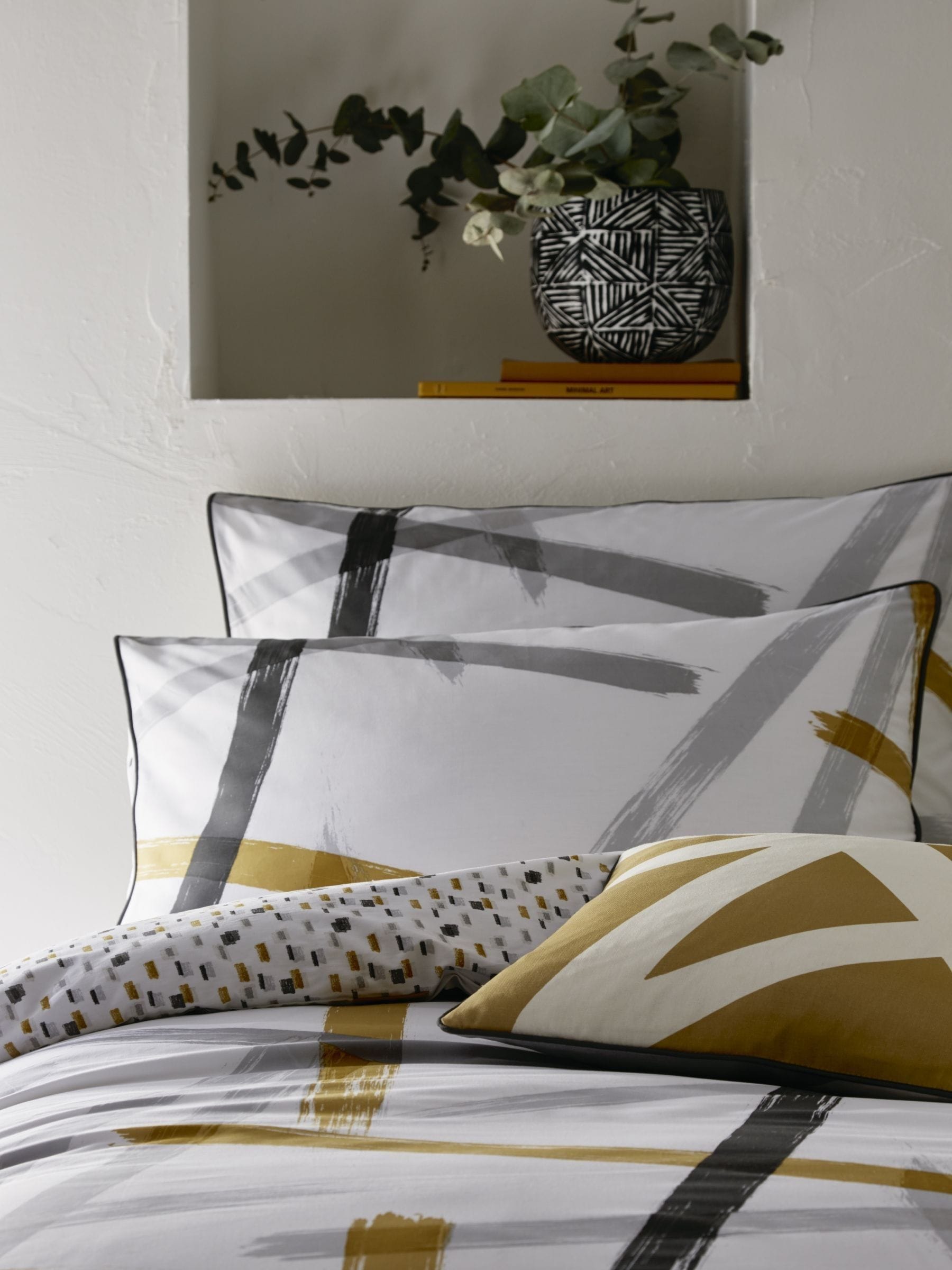 Appletree Grey Leda Geo Piped duvet cover and pillowcase set - British product