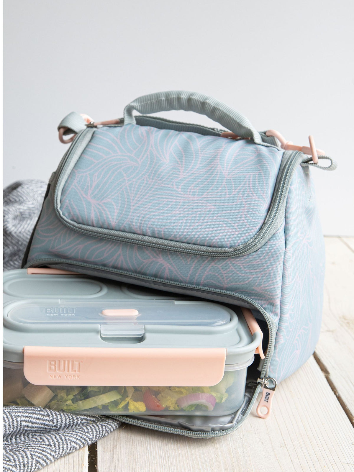 BUILT Pink Mindful 6 Litre Lunch Bag