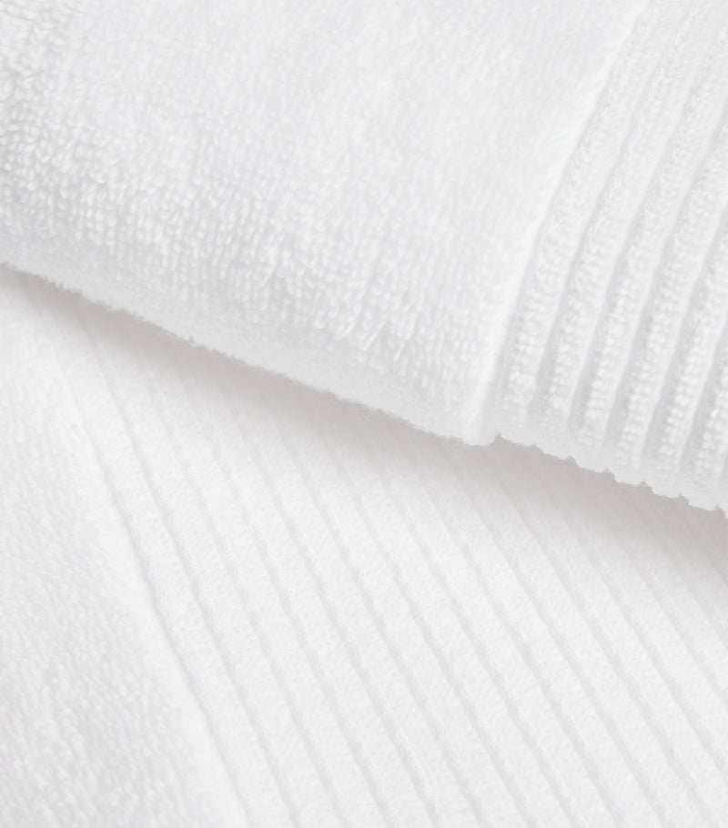 Harrods of London organic cotton bath towel 70cm x 140cm, UK version