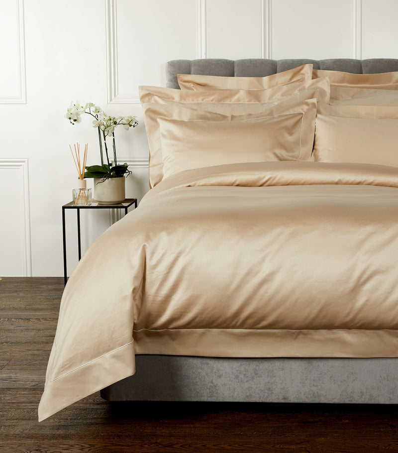 Celso De Lemos Bourdon Super King Duvet Cover - British product