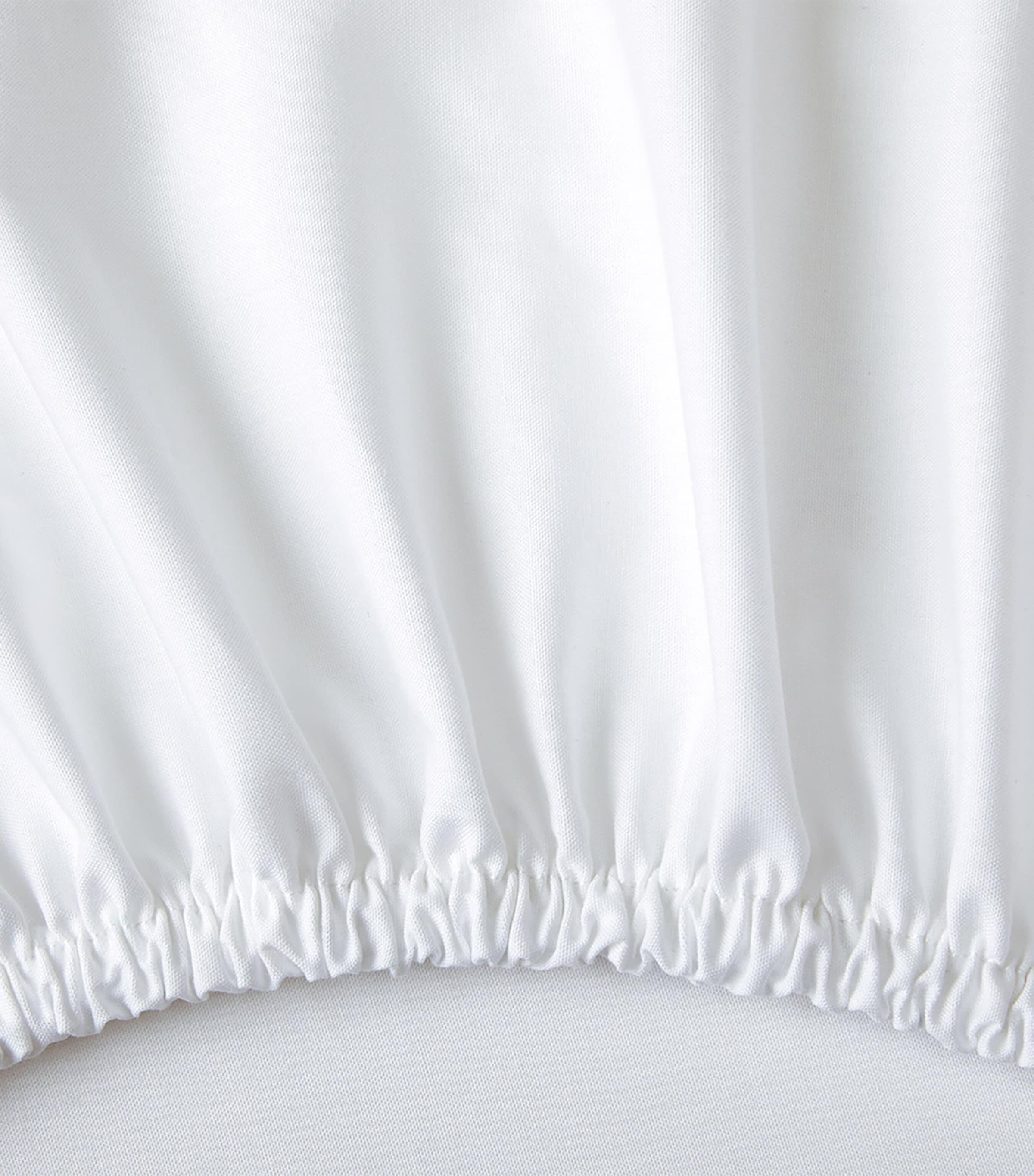 Ralph Lauren Polo Player Super King Fitted Sheet, imported from the UK