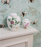 Wedgwood Hummingbird Lidded Vase (15cm)