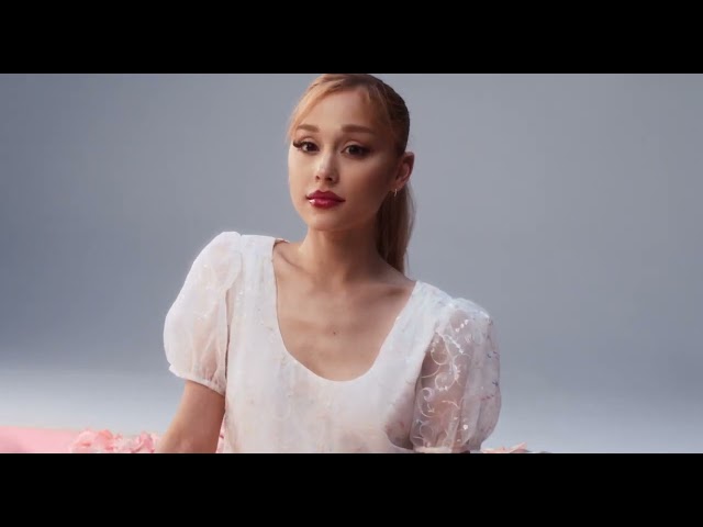 Ariana Grande Lovenotes Vanilla Suede fragrance 30ml, imported from the UK