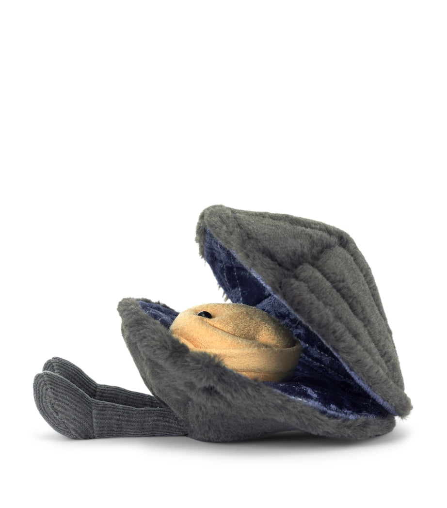 Jellycat mussel plush toy Michelle Mussel 17cm, UK version