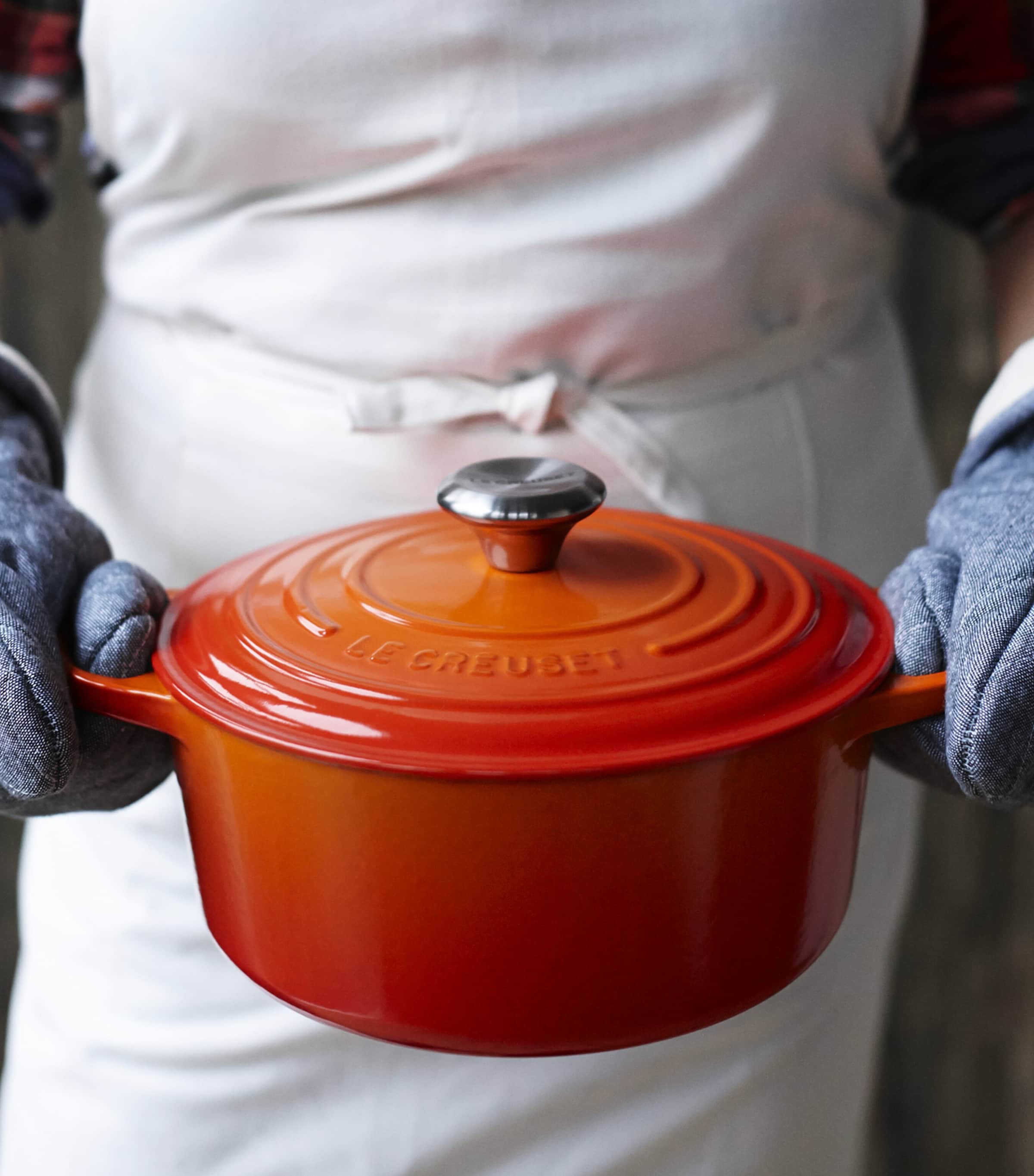 Le Creuset cast iron round casserole dish 30cm, UK version
